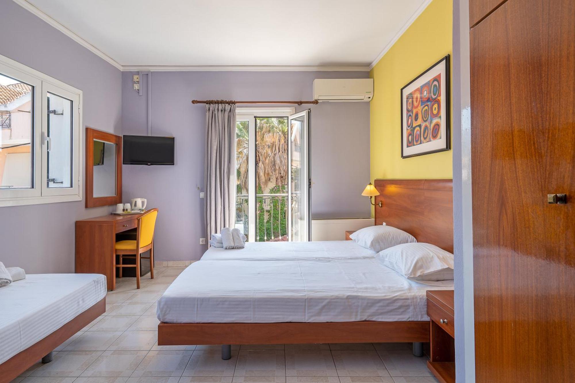 Mirabel Citycenter Hotel Argostoli  Exterior photo