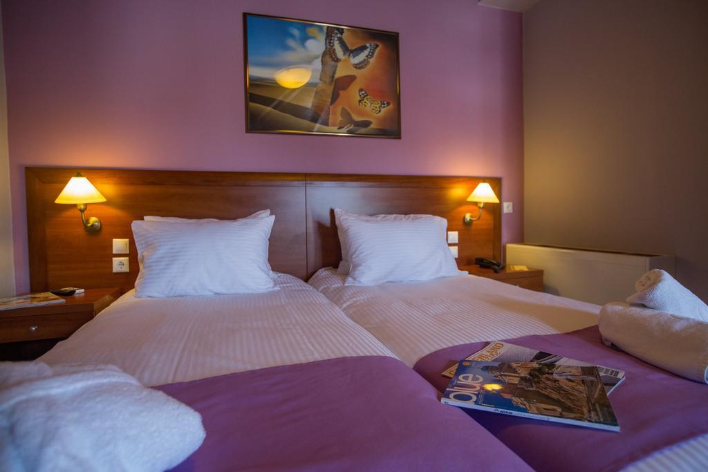 Mirabel Citycenter Hotel Argostoli  Exterior photo